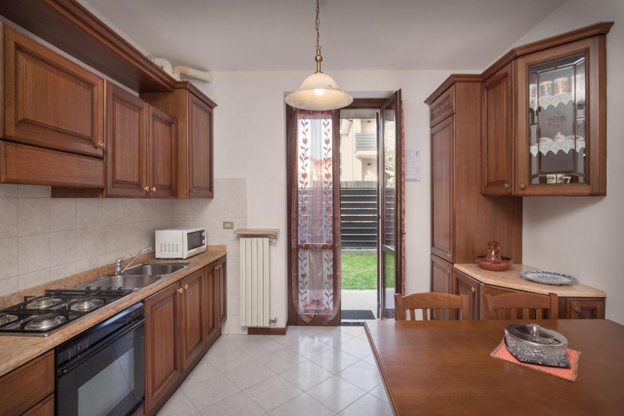 גארדה Casa Lory-Appartamento A Garda מראה חיצוני תמונה
