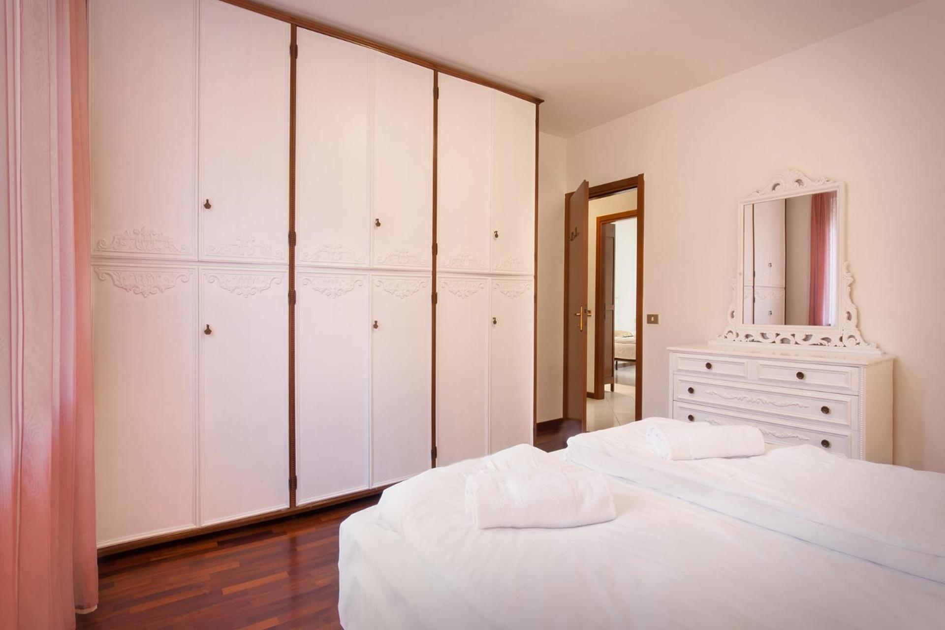 גארדה Casa Lory-Appartamento A Garda מראה חיצוני תמונה